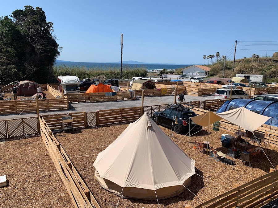 DOG DEPT GARDEN CAMP 安房白浜の写真