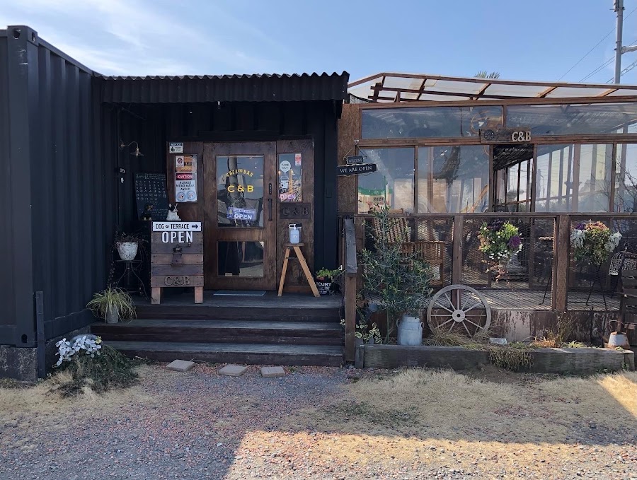 container space cafebar C&Bの写真