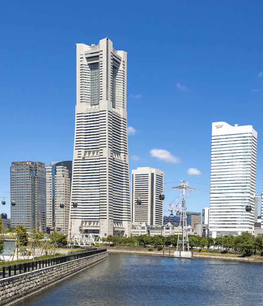 横浜ランドマークタワーの写真